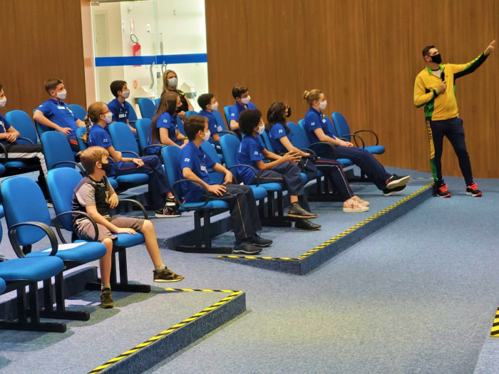 Parlamentares Jovens recebem Sidney Reinhold, treinador nas Olimpíadas de Tóquio