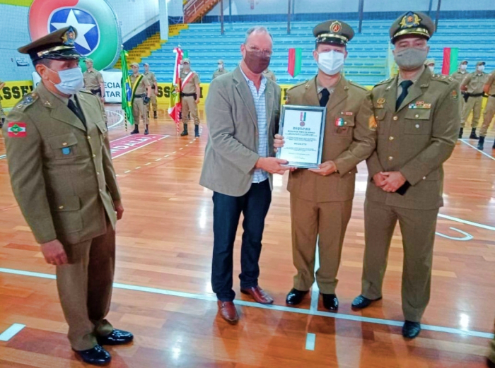 CDL Timbó prestigia solenidade da PMSC