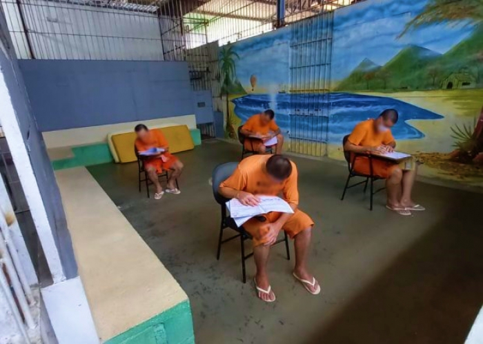 Quase 9 mil internos do sistema prisional e socioeducativo fazem provas do Encceja