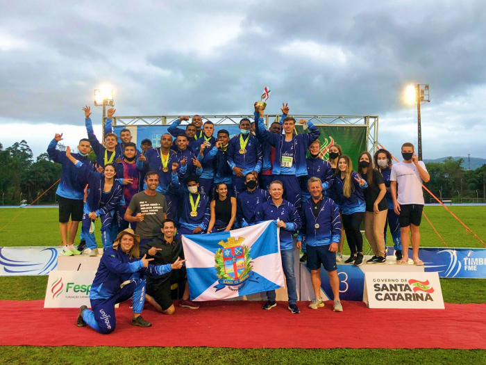 Equipe masculina de Atletismo da FME Timbó é campeã dos Joguinhos Abertos de Santa Catarina