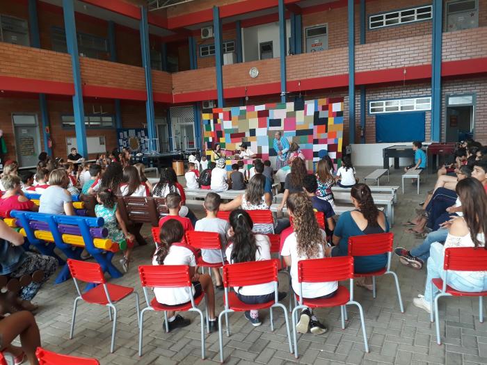 Ação comunitária discute relações familiares na Escola Nestor Margarida