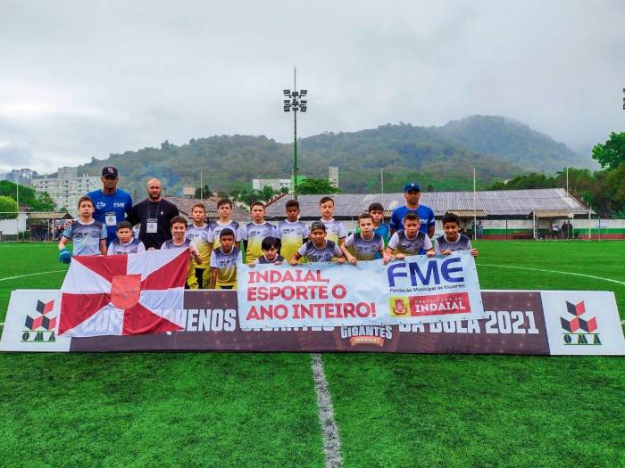 Equipe Sub-11 da FME Indaial é classificada para semifinal da Copa Pequenos Gigantes da Bola