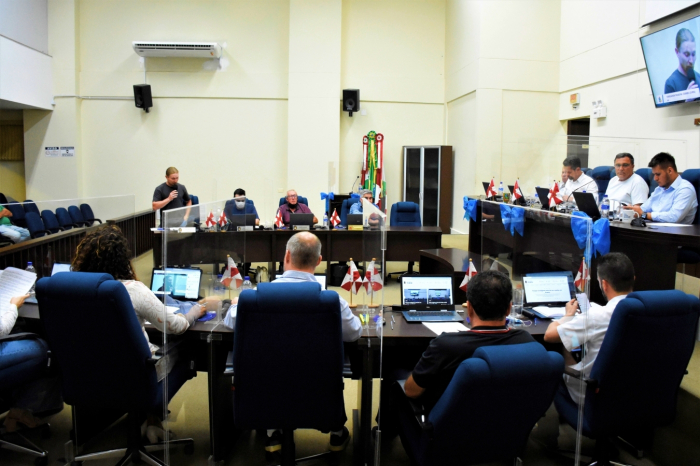 Plenário aprova quatro projetos nesta terça-feira (23)