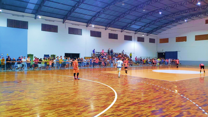 Equipe de Futsal Masculina Sub 17 de Timbó vence primeiro jogo da final do Campeonato Catarinense