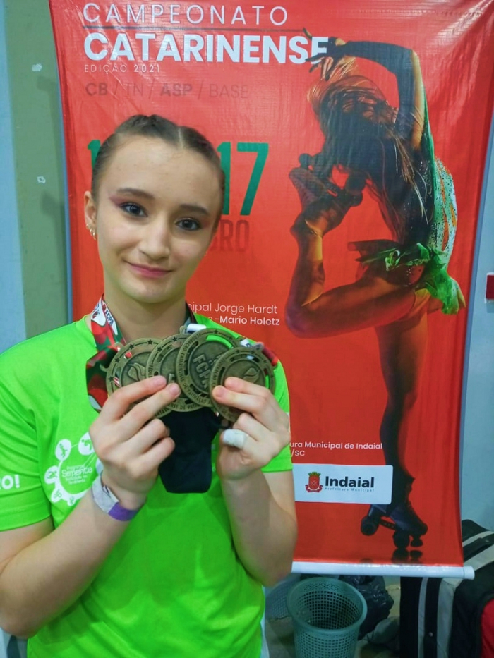 Atleta de patinação artística da FME Indaial é convocada para compor Seleção Brasileira em Jogos Sul-Americanos da modalidade