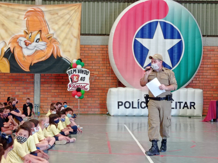 257 alunos de Timbó dizem não as drogas