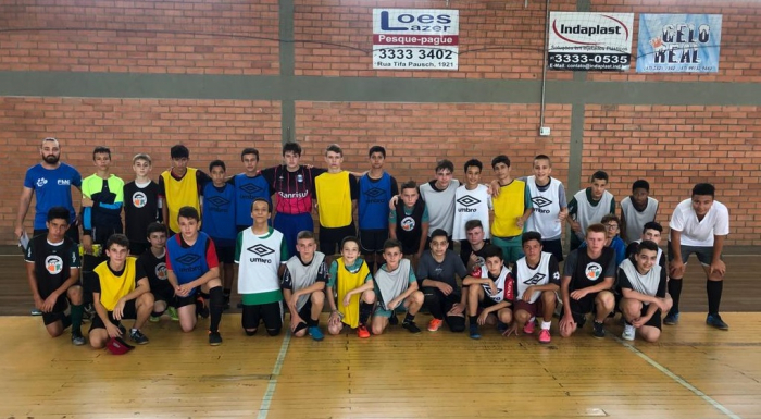 Futsal masculino inicia treinos através do Programa Semente da FME