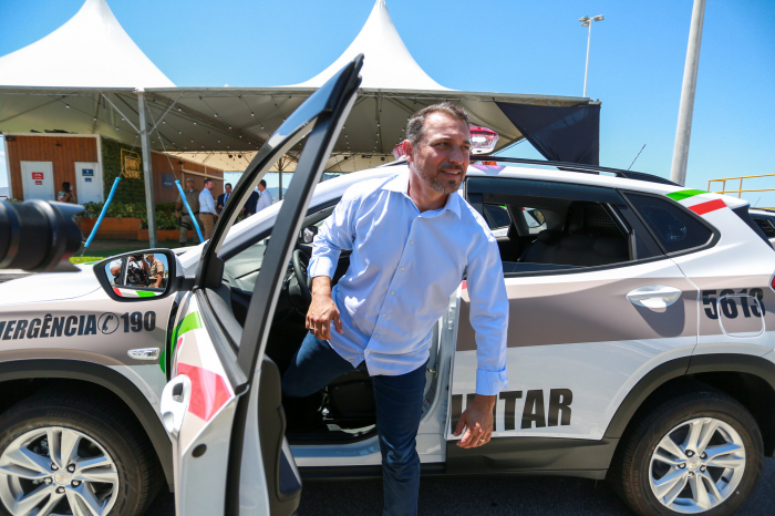 Governo do Estado entrega novas viaturas para a Polícia Militar