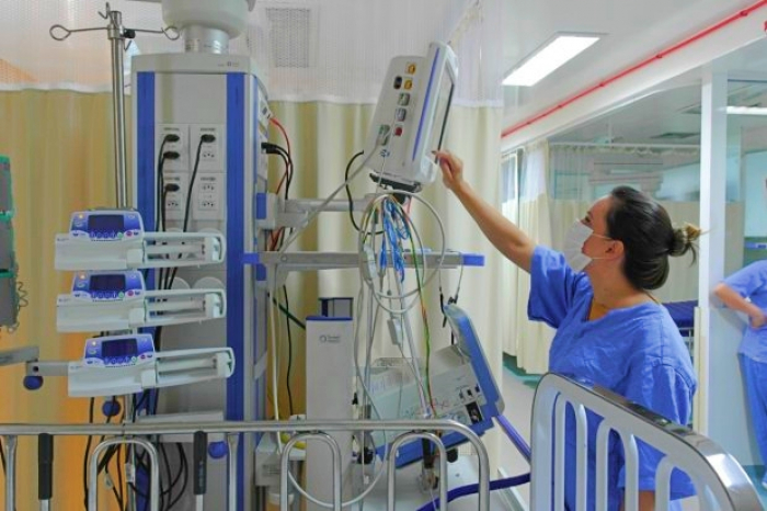 Internações de crianças com Covid-19 em UTIs aumentam 400% em 15 dias em SC