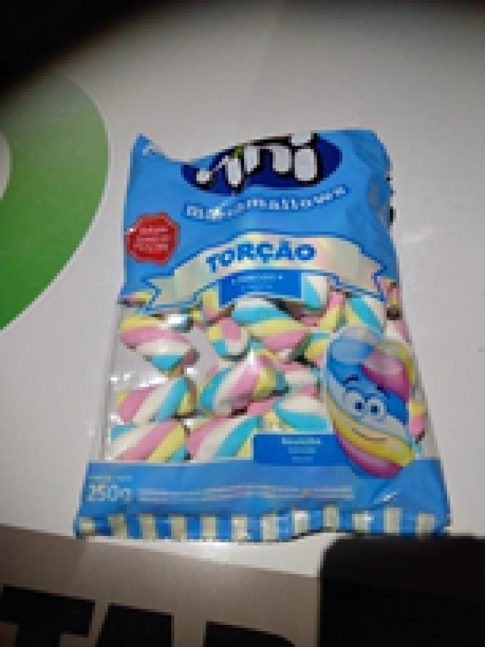 Funcionário é flagrado furtando itens alimentícios em Indaial