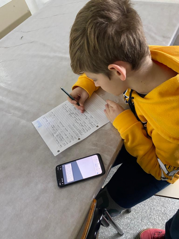 Alunos utilizam QR Codes e recursos tecnológicos em aula de matemática