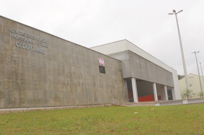 Cedup está proibido de abrir vagas