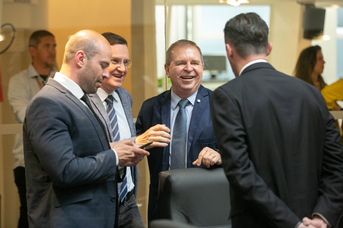 Primeira sessão na Alesc após eleição tem agradecimentos pelo apoio popular