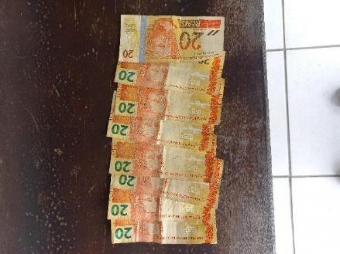 Adolescente é apreendido após furtar estabelecimento comercial