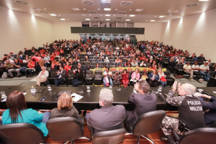 Audiência pública debate o direito à moradia própria em Santa Catarina