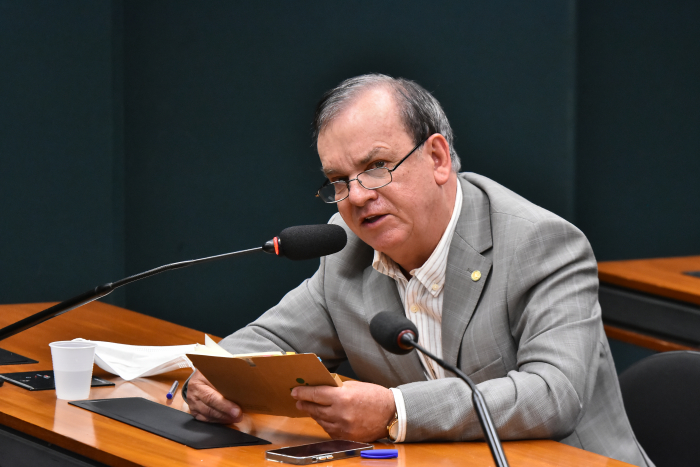 Peninha quer CPI para investigar STF e TSE
