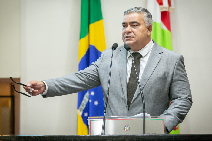 Deputados criticam reações aos ditos atos antidemocráticos