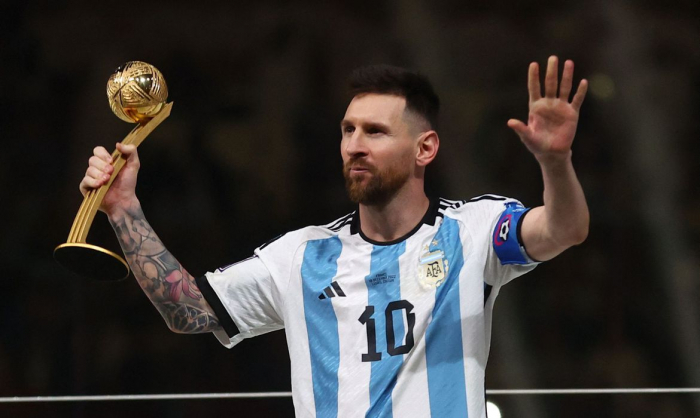 Após tri mundial, Scaloni mantém portas abertas a Messi para 2026