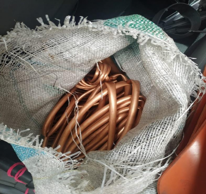 Polícia Militar recupera fios de cobre furtados