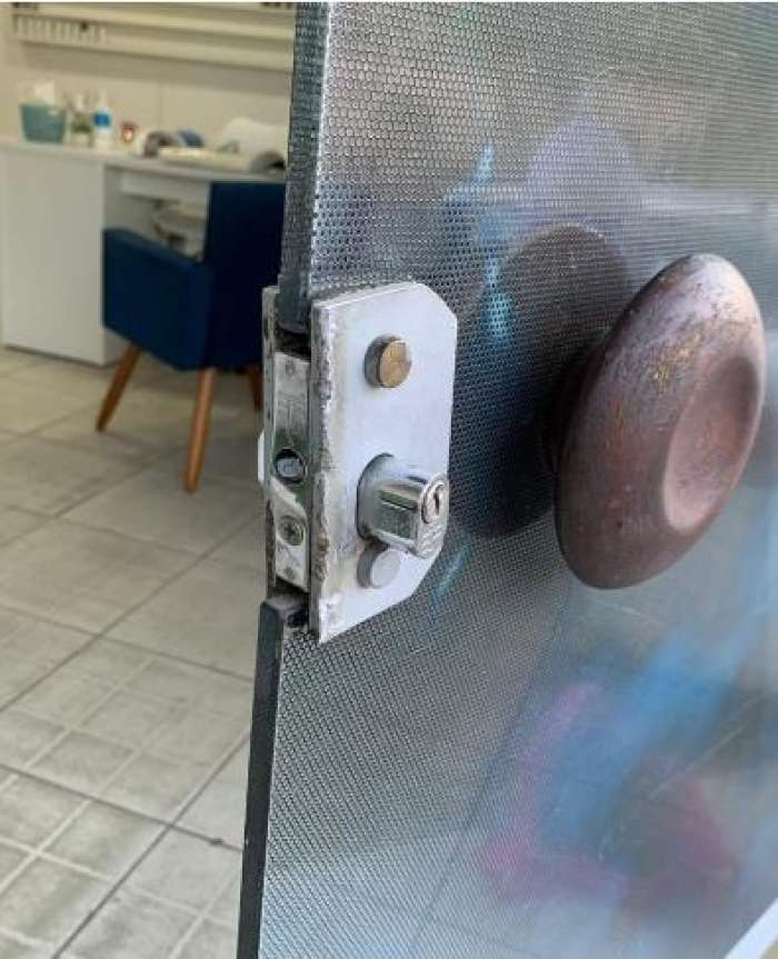 Estabelecimento é arrombado e furtado no Bairro Nações