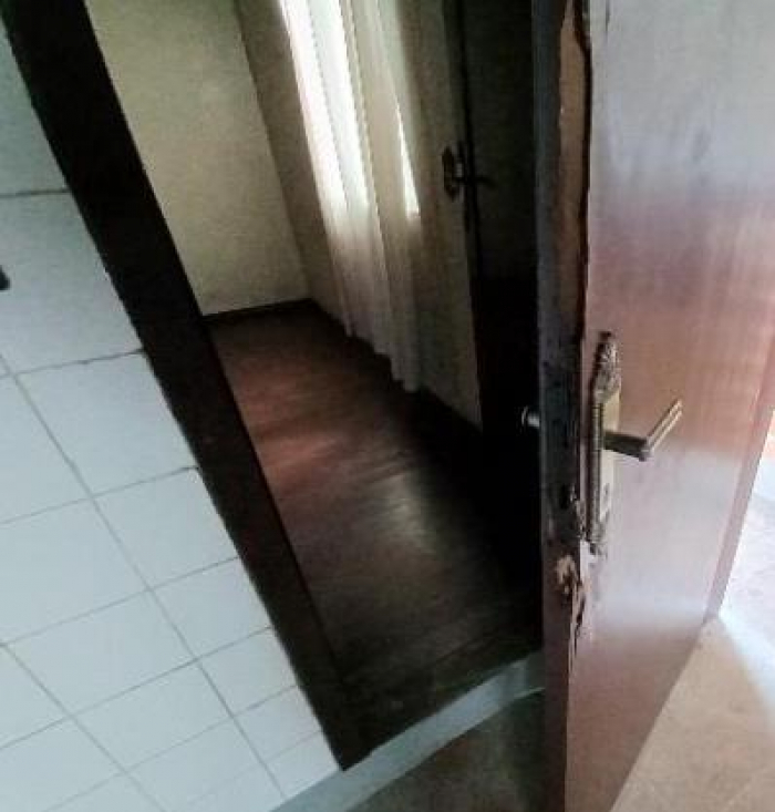 Idosa de 62 anos tem residência arrombada e furtada