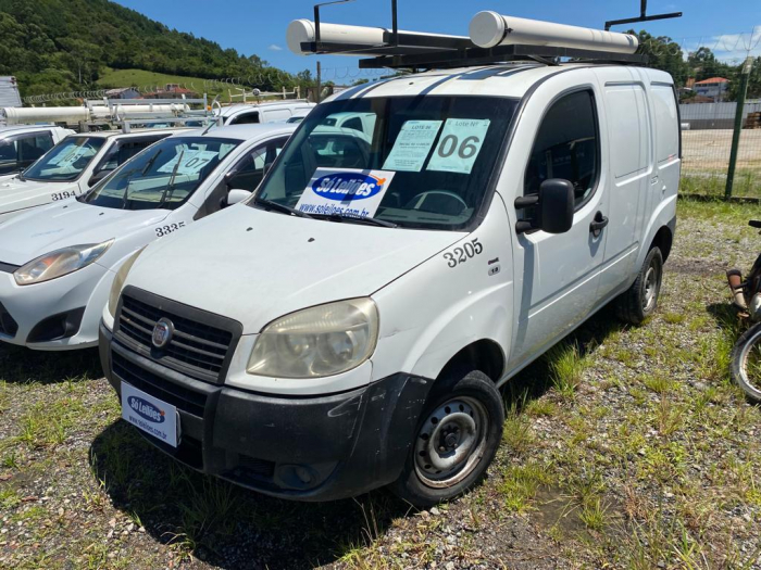 Celesc leiloa veículos com lances a partir de R$ 3,5 mil 