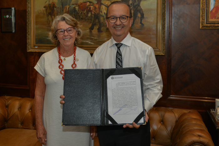 Governador Jorginho Mello empossa nova secretária Alice Kuerten