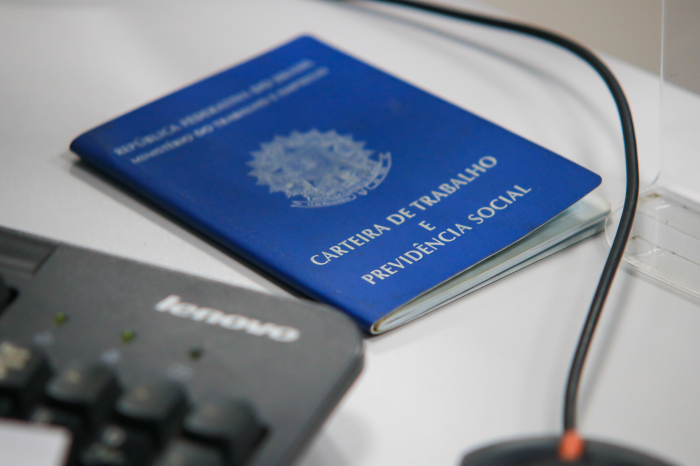 Sine tem 7 mil vagas abertas em Santa Catarina