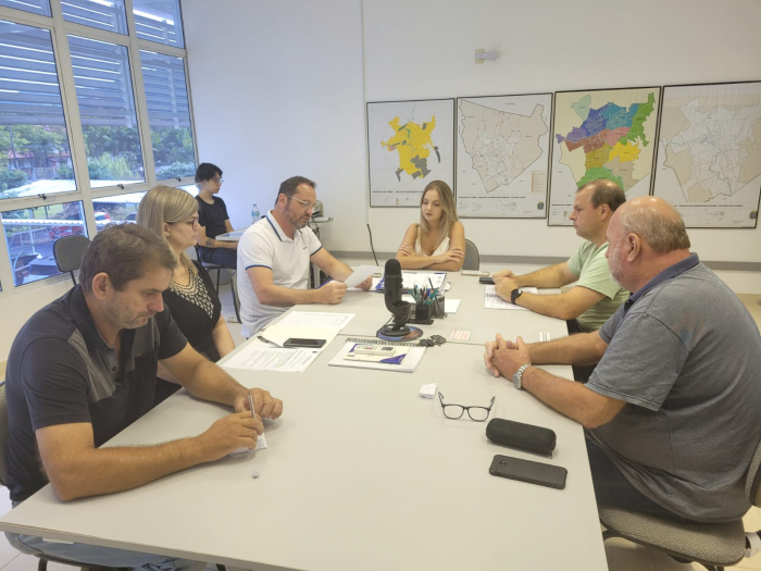 Tramitaram Projetos de Lei e Emendas na reunião de Comissão na Câmara