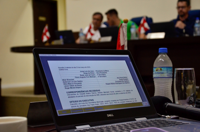 Em segundo turno, dois projetos de lei são aprovados em Indaial