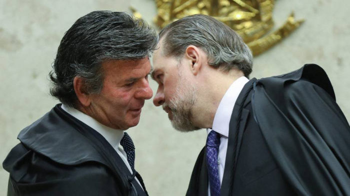 STF debate retirada de conteúdos ofensivos da internet