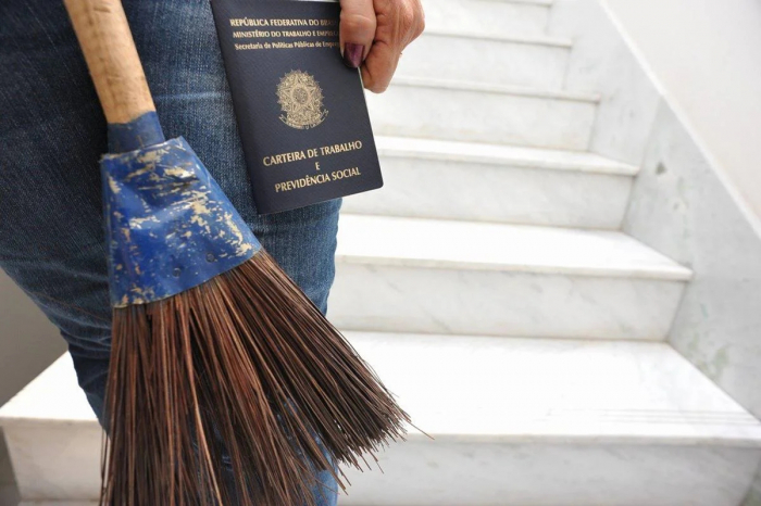 Uma década após PEC, empregadas domésticas ainda lutam por direitos