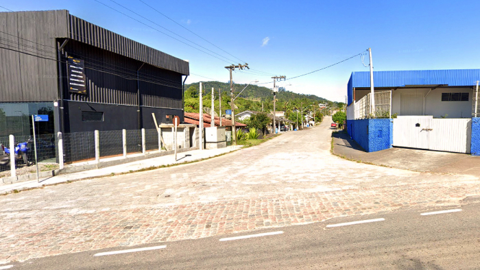 Adolescente dá golpe do Pix em restaurante e recebe visita da PM