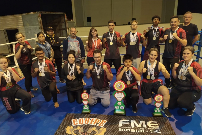 FME Indaial/Dragões do Ringue conquista título no Catarinense de Kickboxing