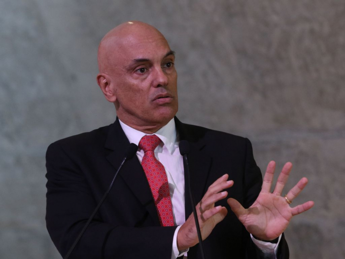 Moraes vota por tornar réus mais 250 investigados pelo 8/1