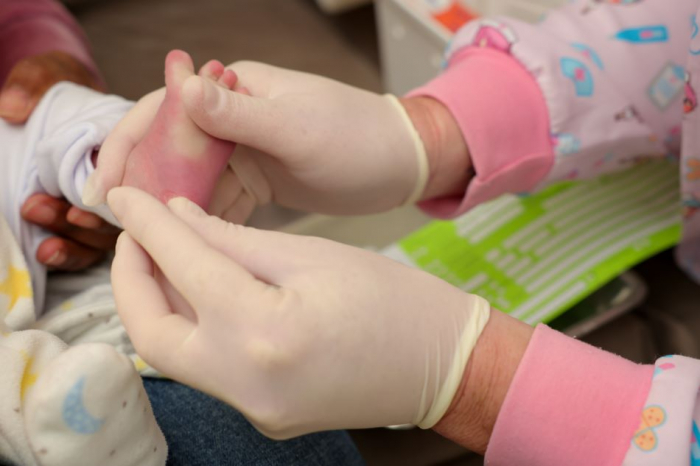 Governo do Estado amplia a distribuição de insumos para teste do pezinho