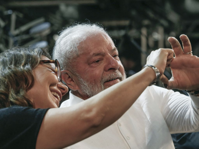 Lula vai passar por cirurgia do quadril, afirma assessoria