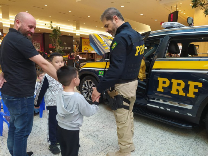 PRF celebra 95 anos com semana repleta de atividades em SC