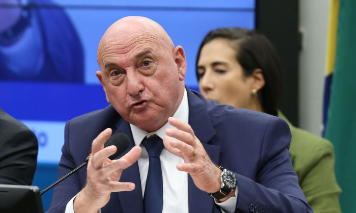 Gonçalves Dias, ex-GSI, diz não ter recebido relatório de ações do MST