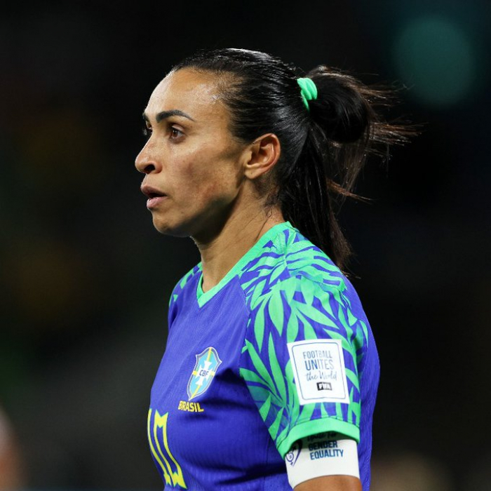 Sem inspiração, Brasil fica no 0 a 0 contra Jamaica e dá adeus à Copa