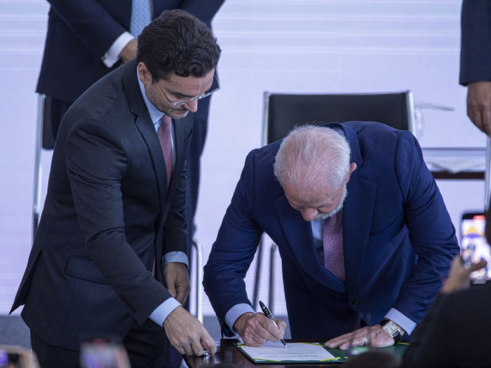 Lula sanciona lei que autoriza ozonioterapia, alvo de polêmica durante a pandemia