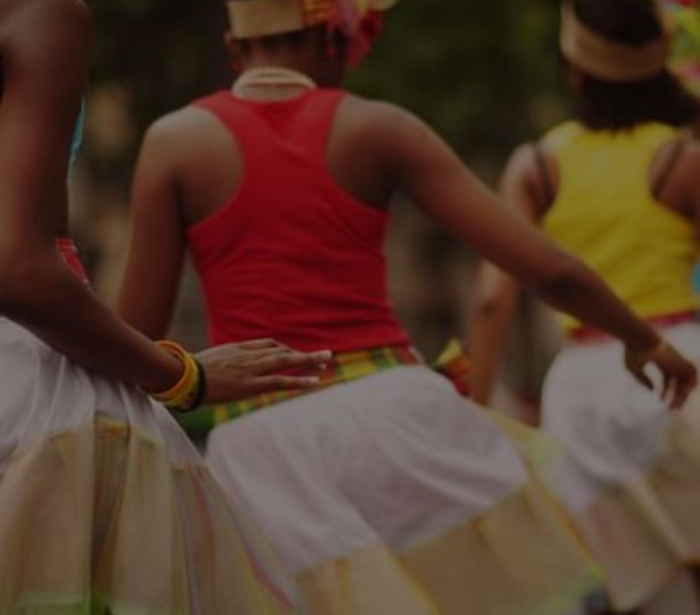 BIA MATTAR COMEMORA O SUCESSO DO 