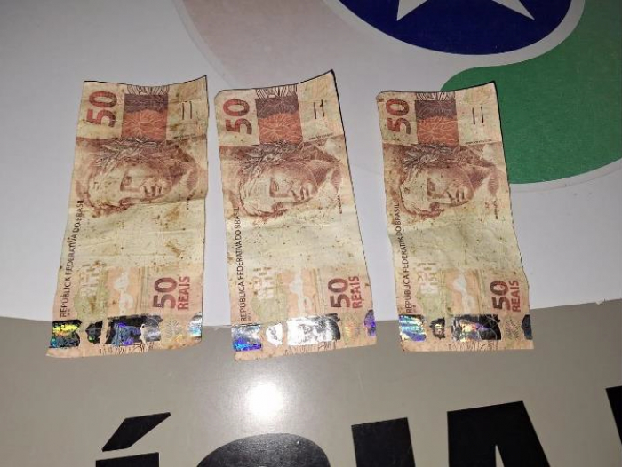 Pizza é paga com notas falsas de R$ 50 em Indaial