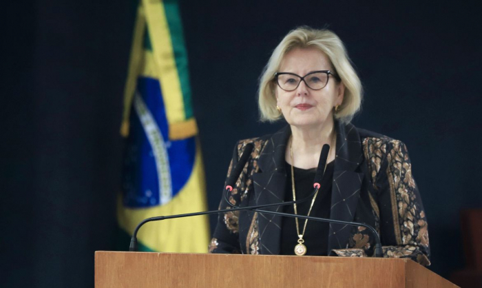 Ministra Rosa Weber marca julgamento de ação que descriminaliza aborto