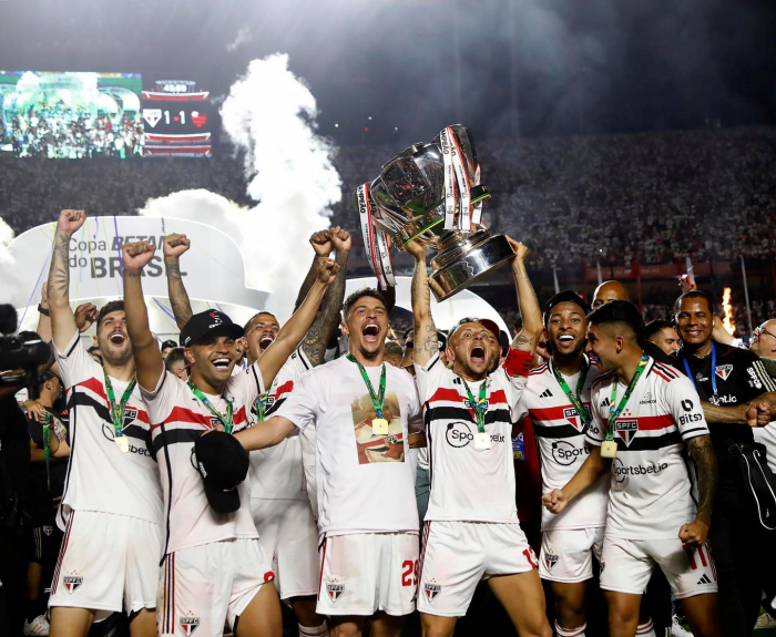 São Paulo segura o Fla e conquista título inédito da Copa do Brasil