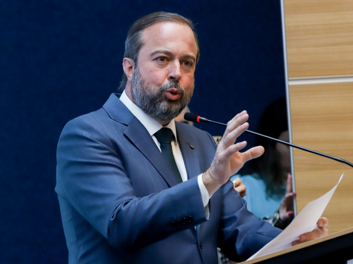 Ministro diz que não há necessidade do horário de verão