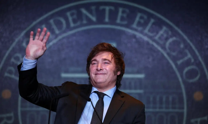 Javier Milei derruba peronismo e é eleito presidente da Argentina